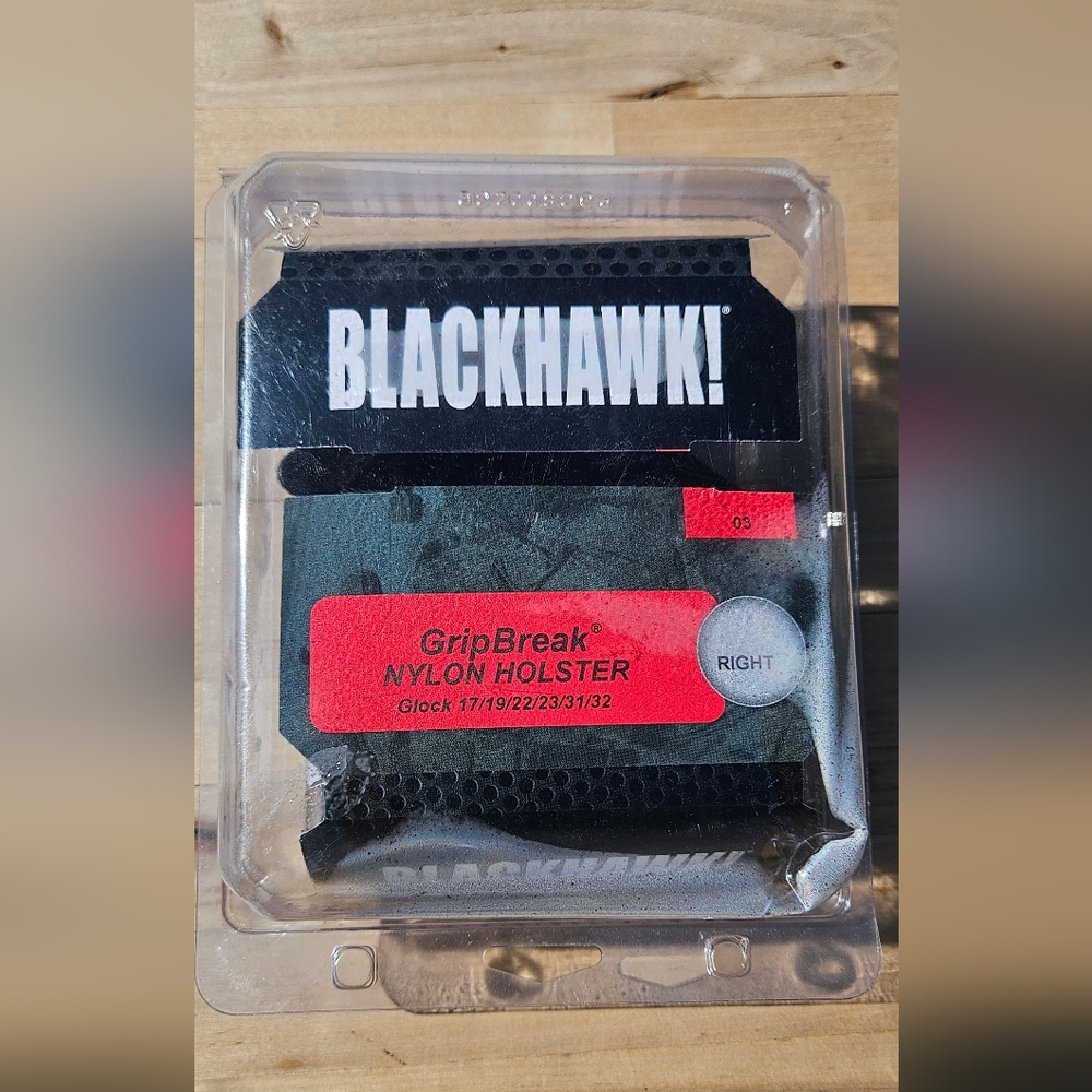 NIB, Blackhawk, GripBreak, Nylon Holster  Glock 17, 19, 22,23, 31,3 Black, Right